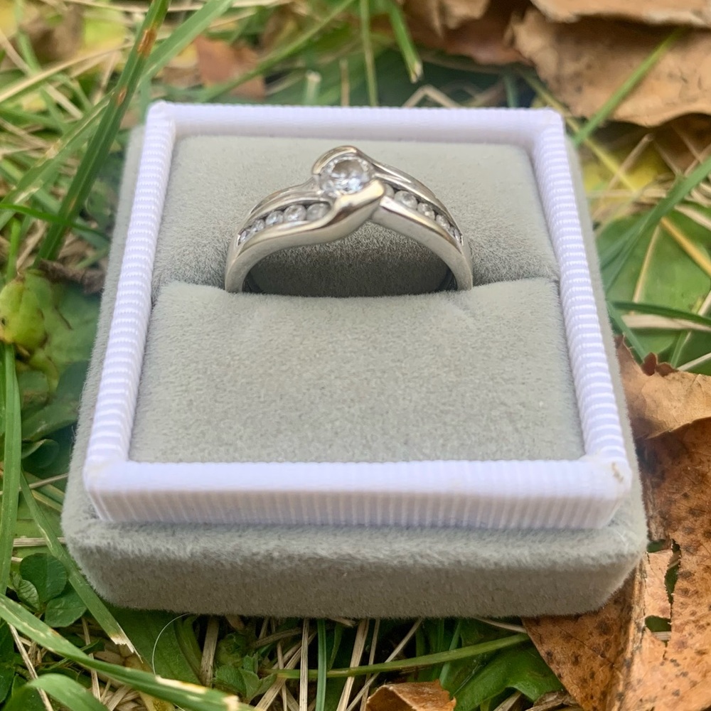 Kay’s Jewelers Wedding Ring with Band